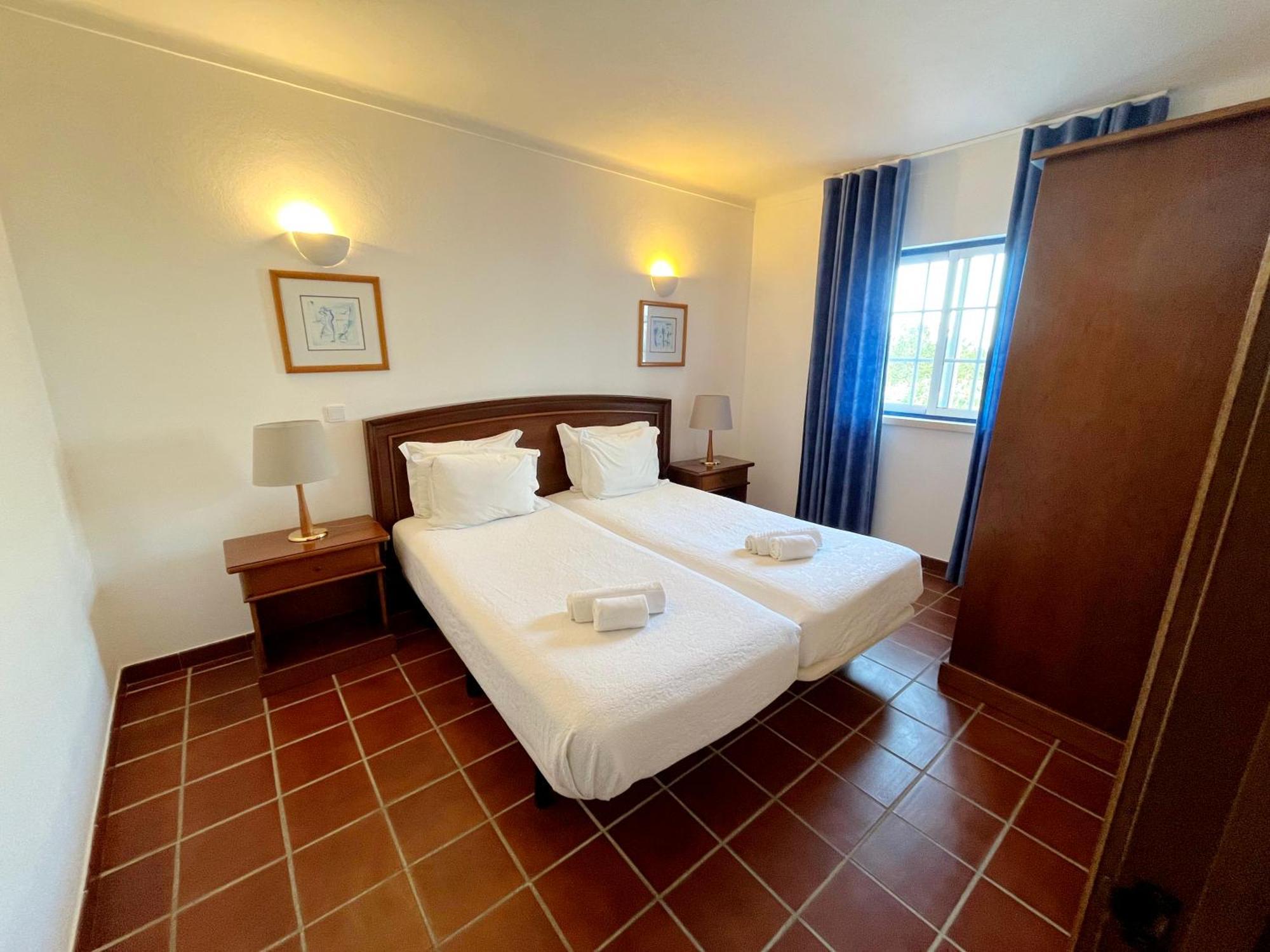 Patios Da Vila - Duna Parque Resorts & Hotels Вила Нова де Милфонтеш Стая снимка